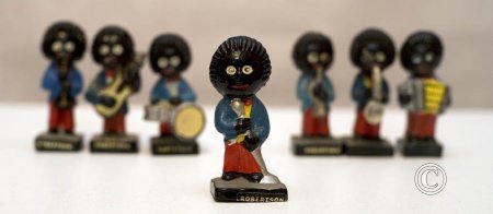 Robertson's gollywogs (The orchestra's singer - 2 of 3)